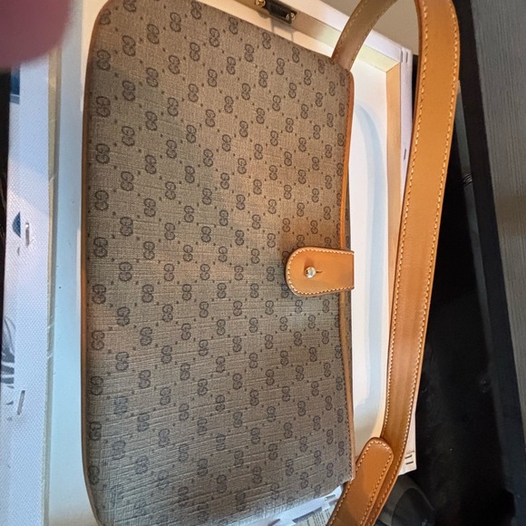 Authentic Vintage Gucci Micro GG Monogram Crossbody Bag - Very Good Condition - Picture 12 of 16